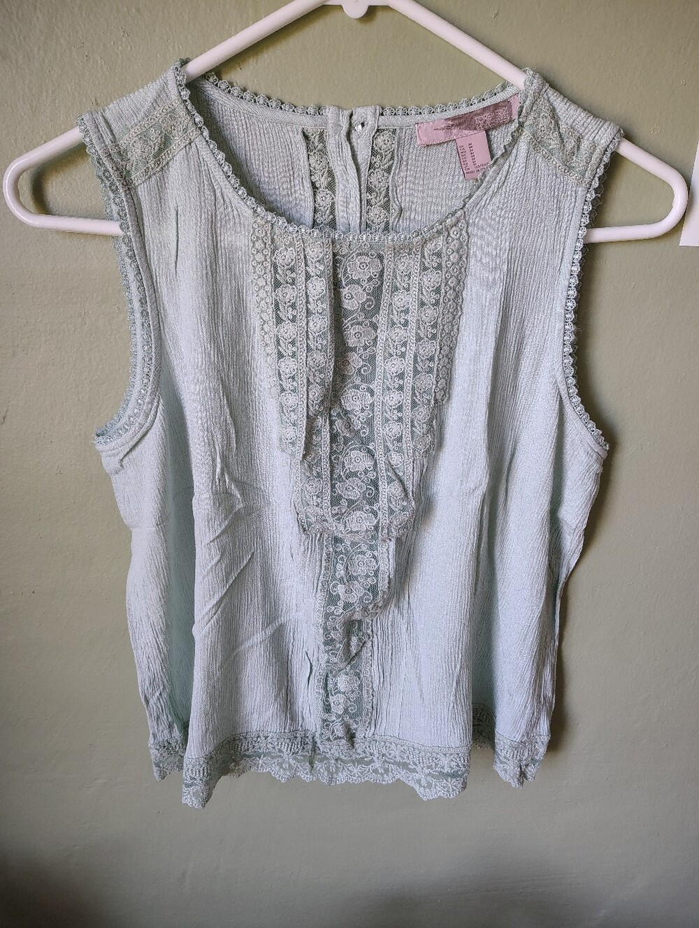 Forever 21 Women's Medium Light Mint Lace Accent Sleeveless Top